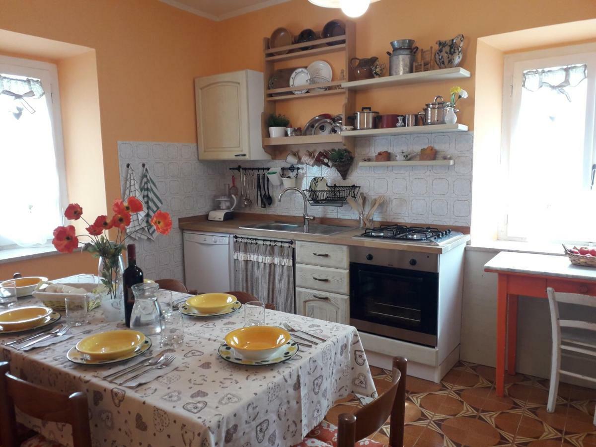 Alle Preci Country House Santa Restituta Ngoại thất bức ảnh